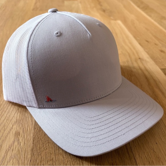 NEW!! Men’s Duck Camp- Mini Side Stitch Tailing Red Fish Hat. Brand New - Picture 1 of 6